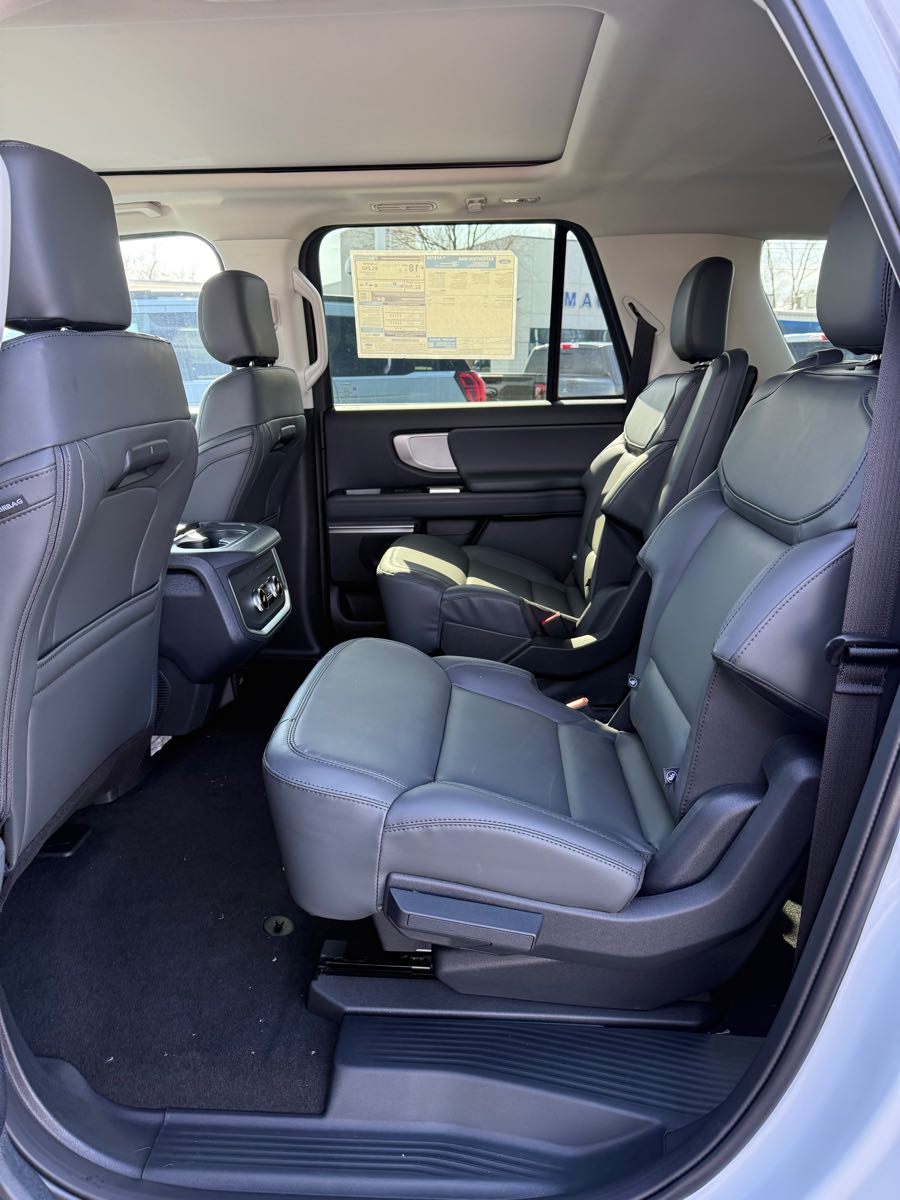 2026 Ford Expedition MAX Active - Photo 11