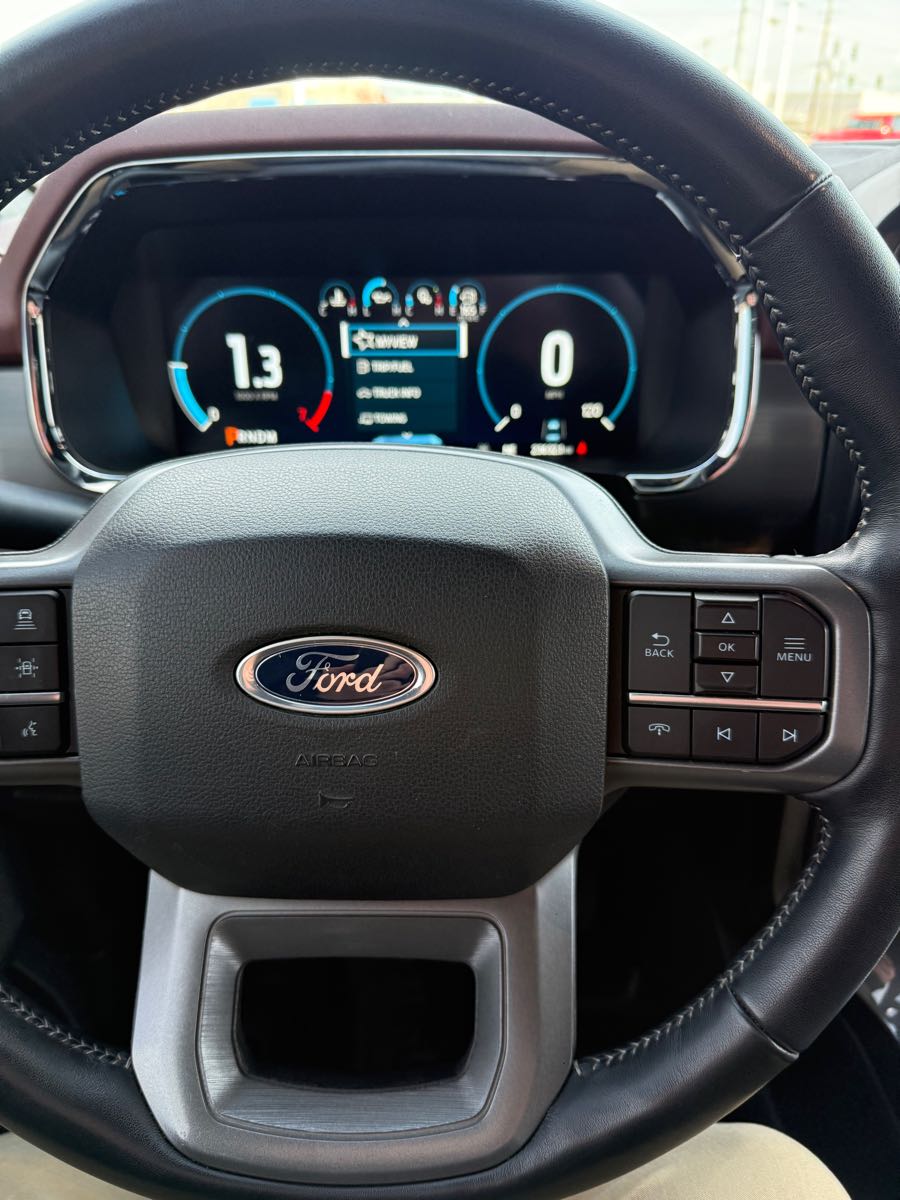 2022 Ford F-150 Lariat - Photo 17