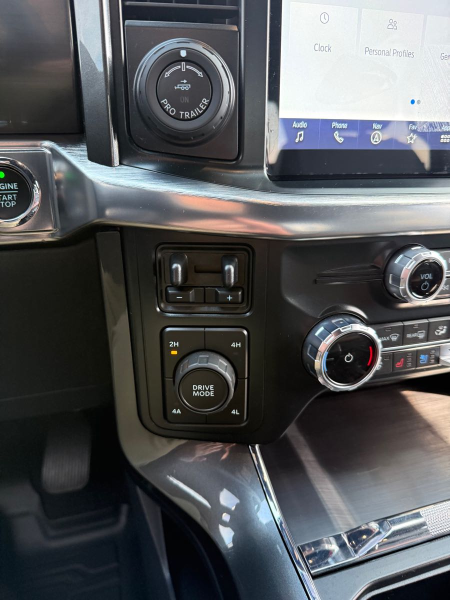 2022 Ford F-150 Lariat - Photo 21