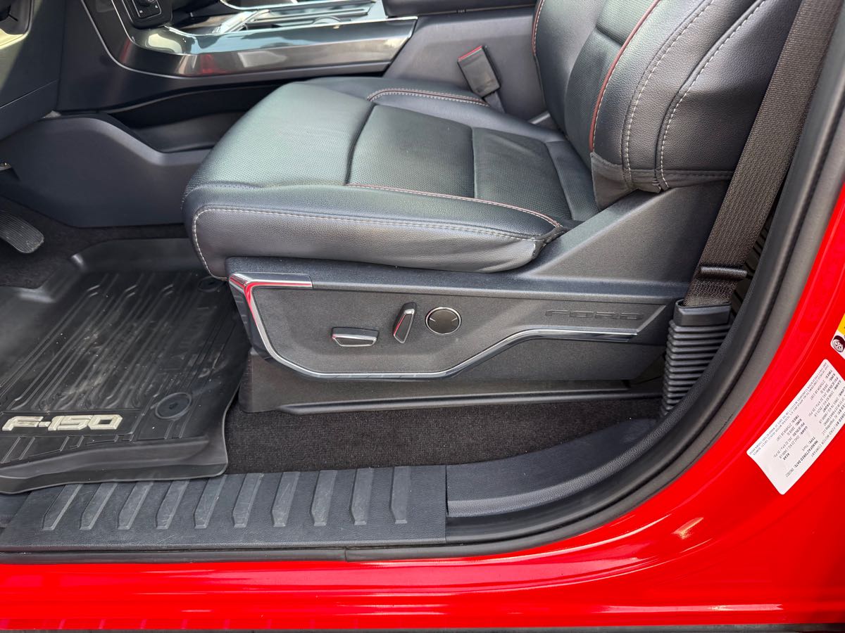 2022 Ford F-150 Lariat - Photo 27
