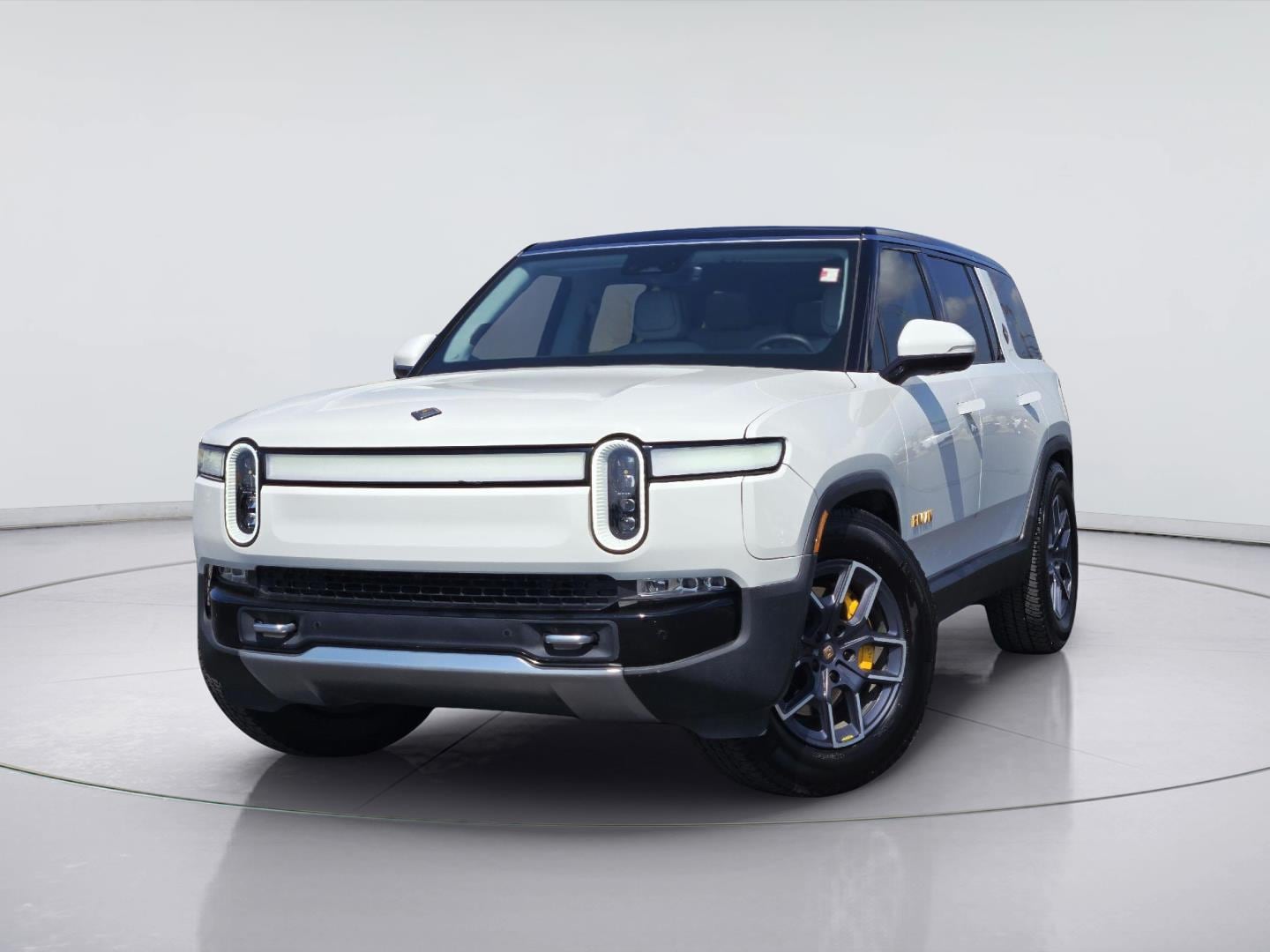 2023 Rivian R1S Adventure