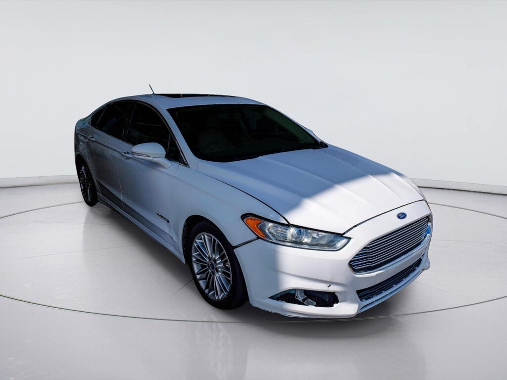 Used 2014 Ford Fusion Hybrid SE Sedan