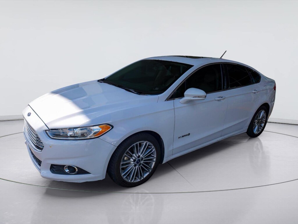 Used 2014 Ford Fusion Hybrid SE Sedan