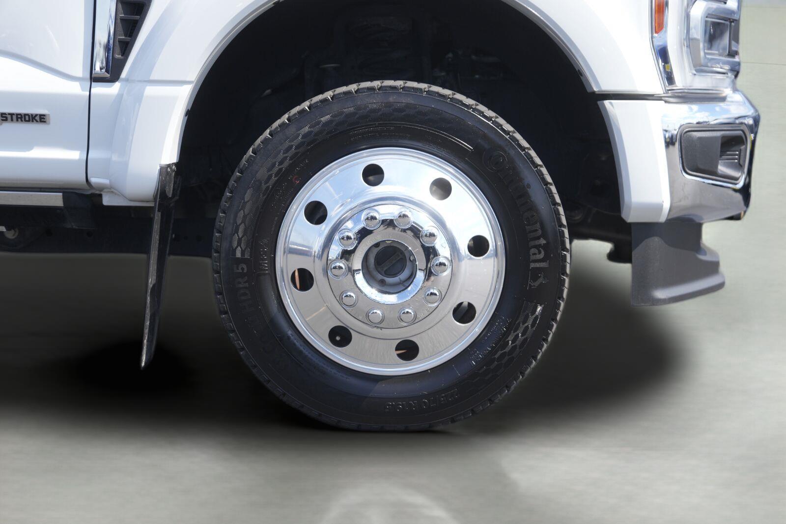 Used 2023 Ford Super Duty F-450 DRW Lariat Truck
