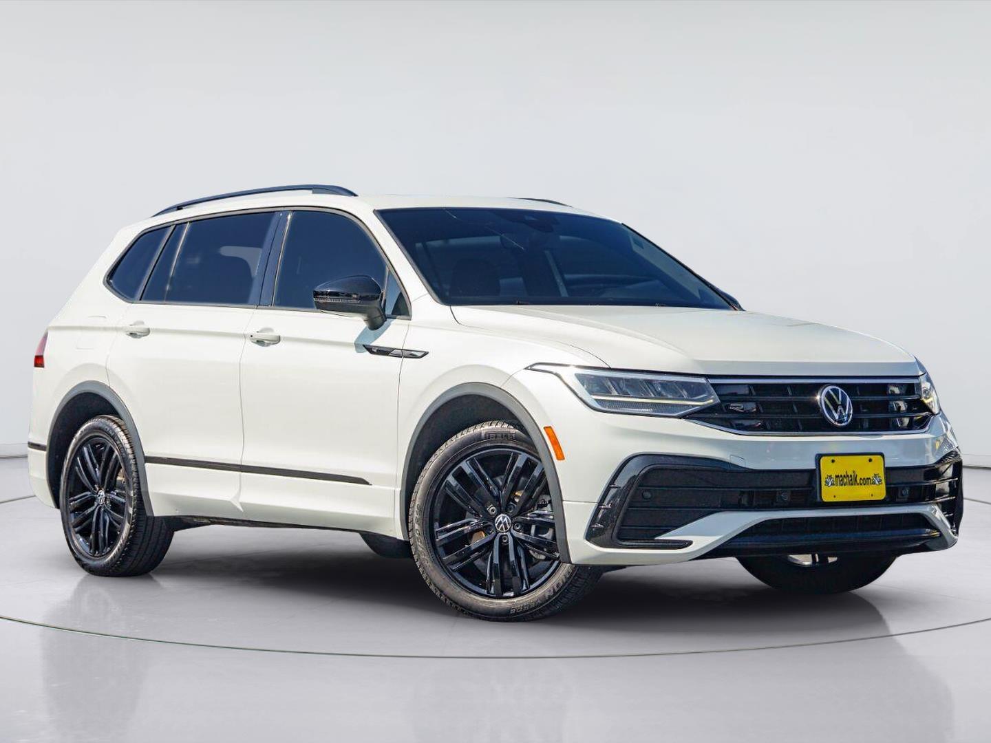 2022 Volkswagen Tiguan SE R-LINE BLACK