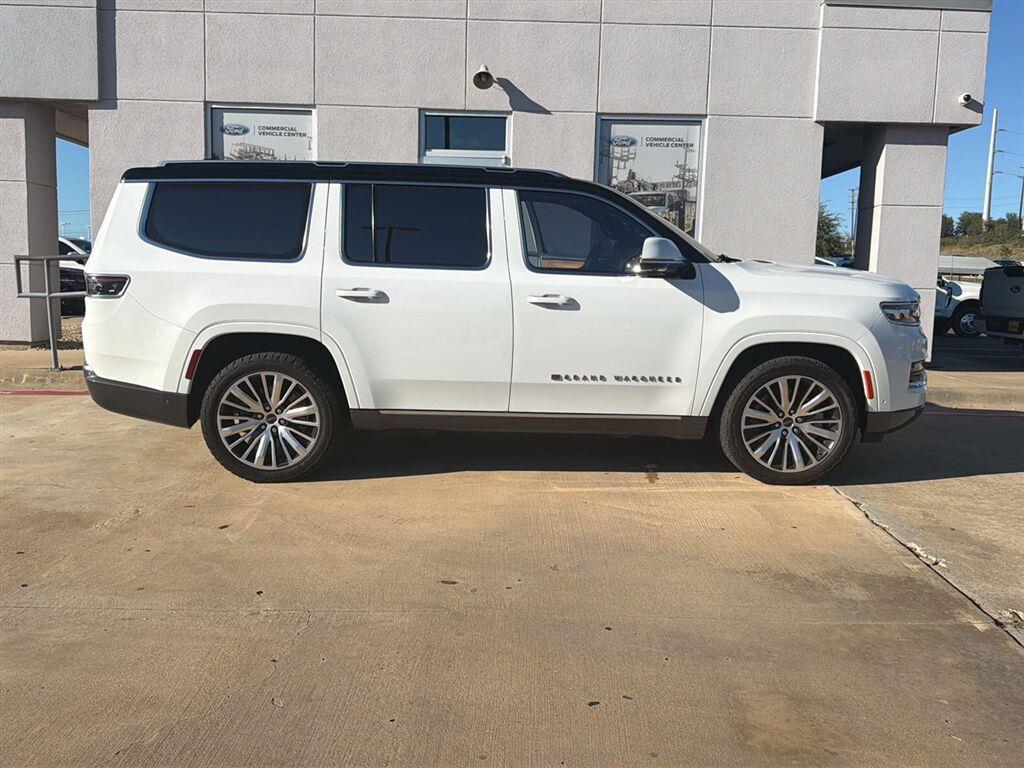 2022 Jeep Grand Wagoneer