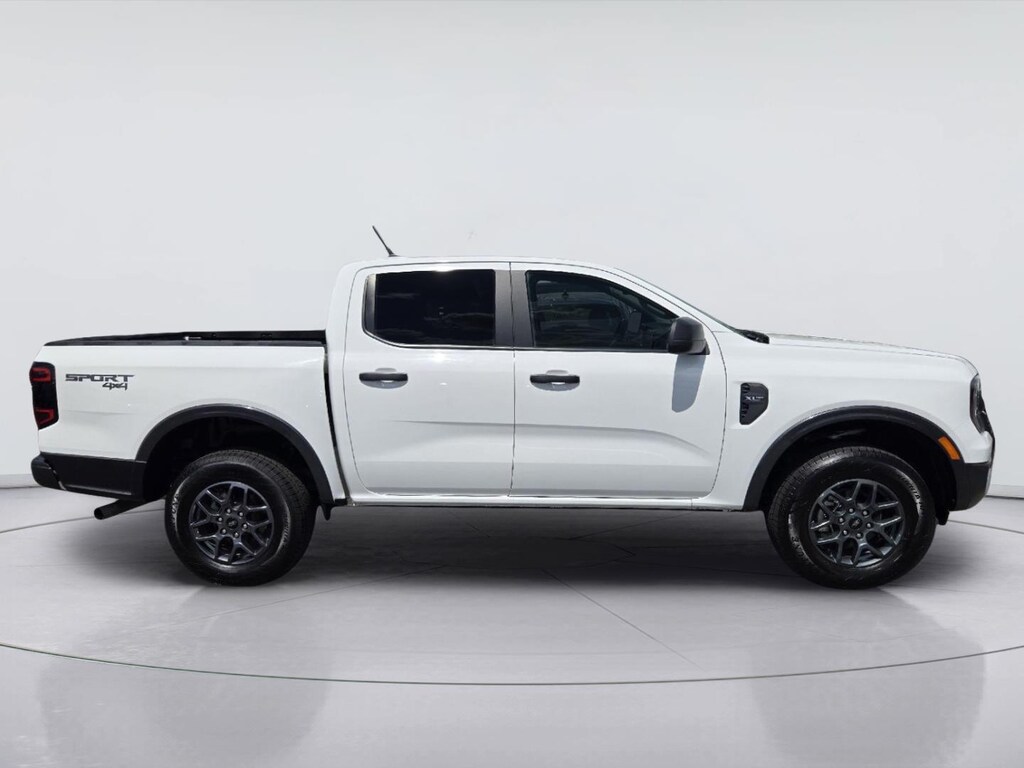 Used 2024 Ford Ranger XLT SuperCrew