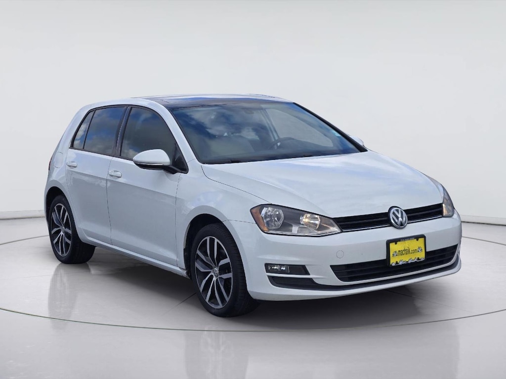 Certified 2017 Volkswagen Golf TSI SE Hatchback