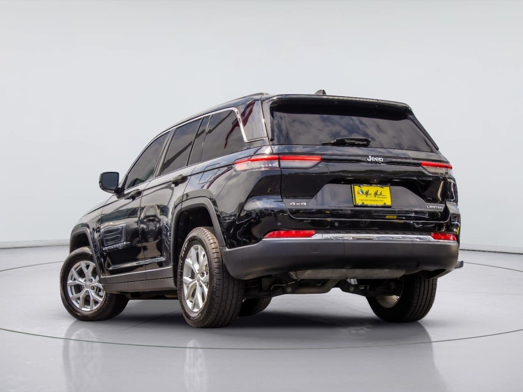 Used 2023 Jeep Grand Cherokee Limited SUV