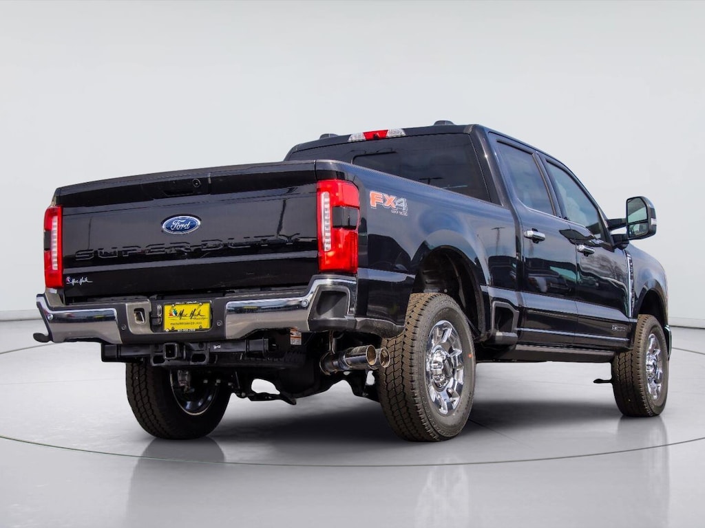 Certified 2024 Ford Super Duty F-250 SRW Lariat Truck