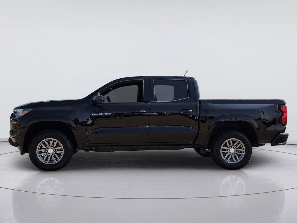Used 2026 Chevrolet Colorado 2WD LT Truck
