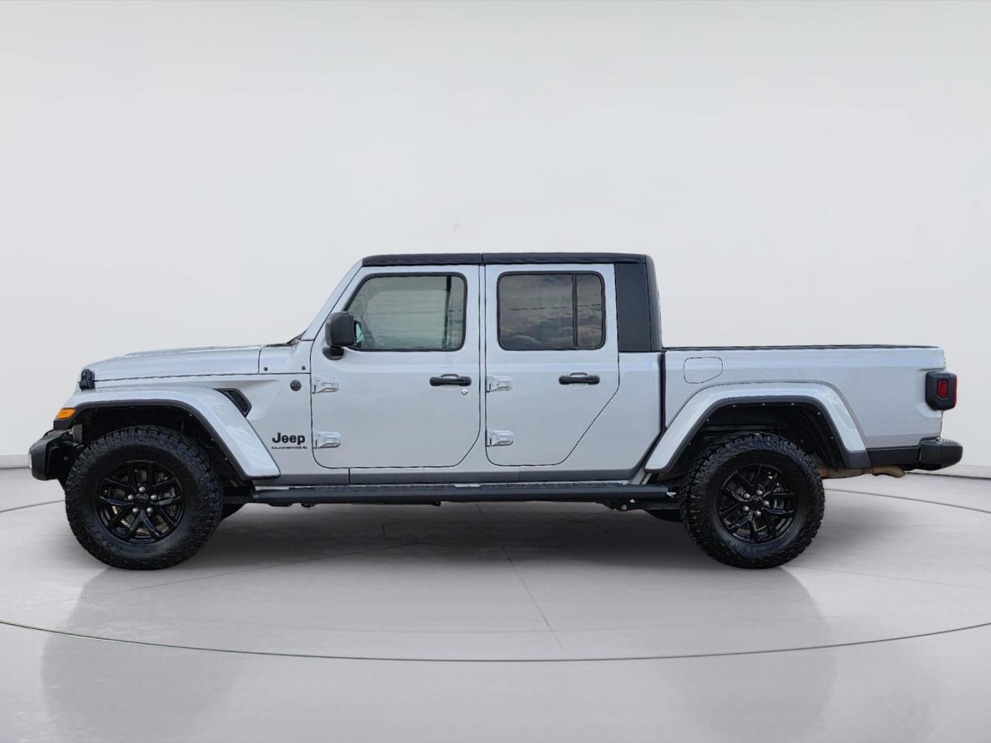 Used 2023 Jeep Gladiator Sport S Truck