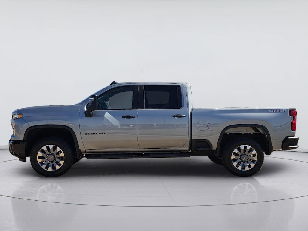 Used 2024 Chevrolet Silverado 2500HD Custom Truck