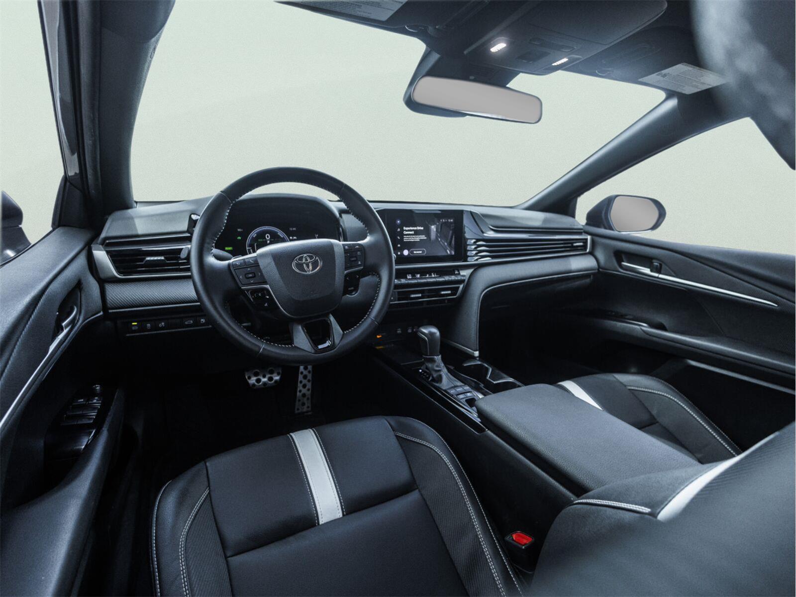 Used 2025 Toyota Camry SE Sedan