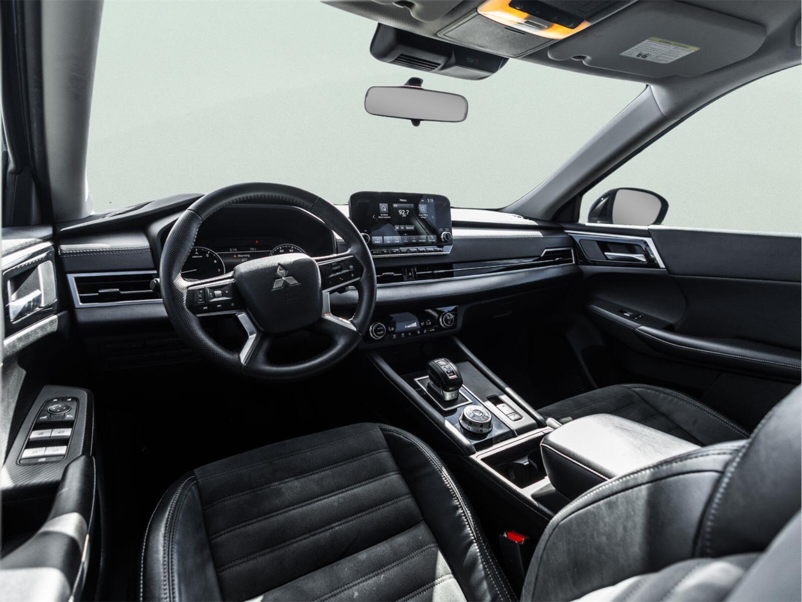 Used 2022 Mitsubishi Outlander SE SUV