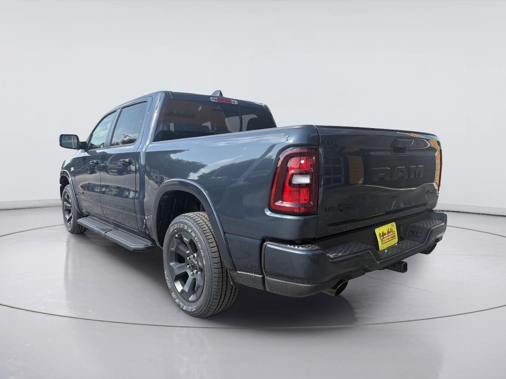New 2026 Ram 1500 LONE STAR CREW CAB 4X4 5'7 BOX Pickup