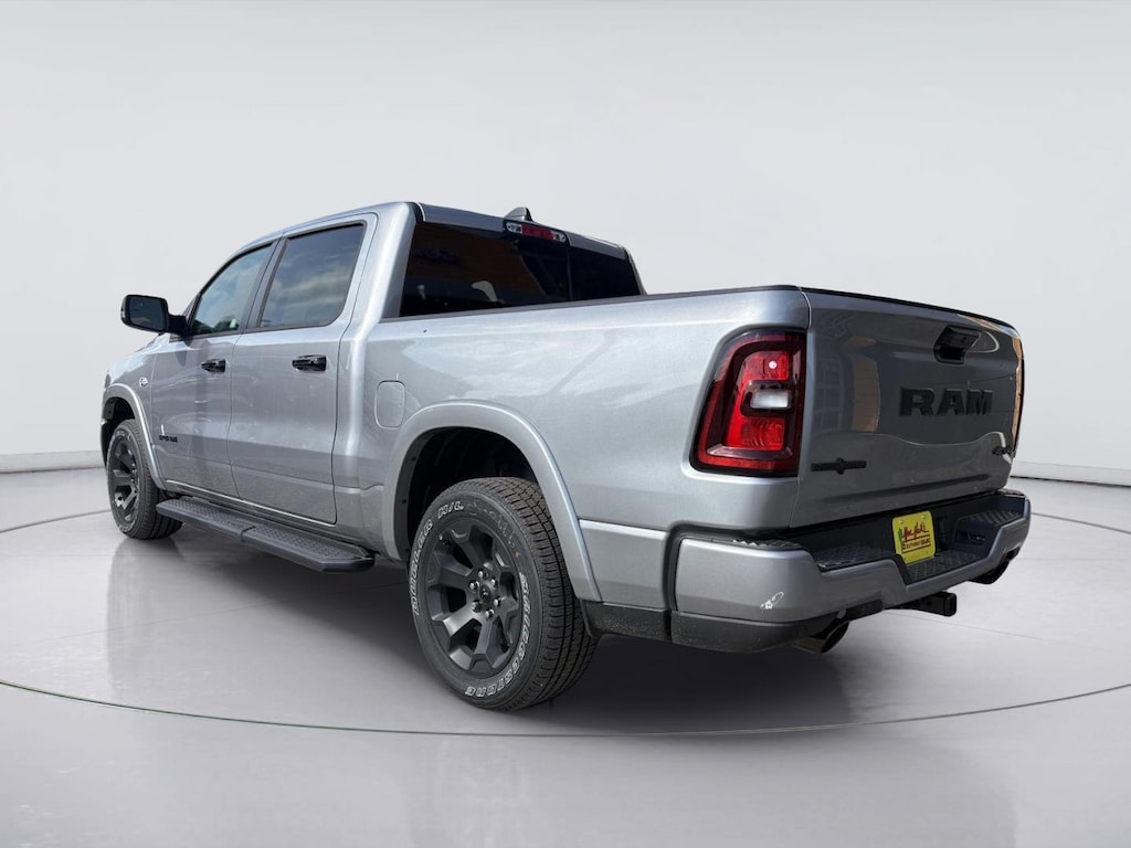 New 2026 Ram 1500 LONE STAR CREW CAB 4X4 5'7 BOX Pickup