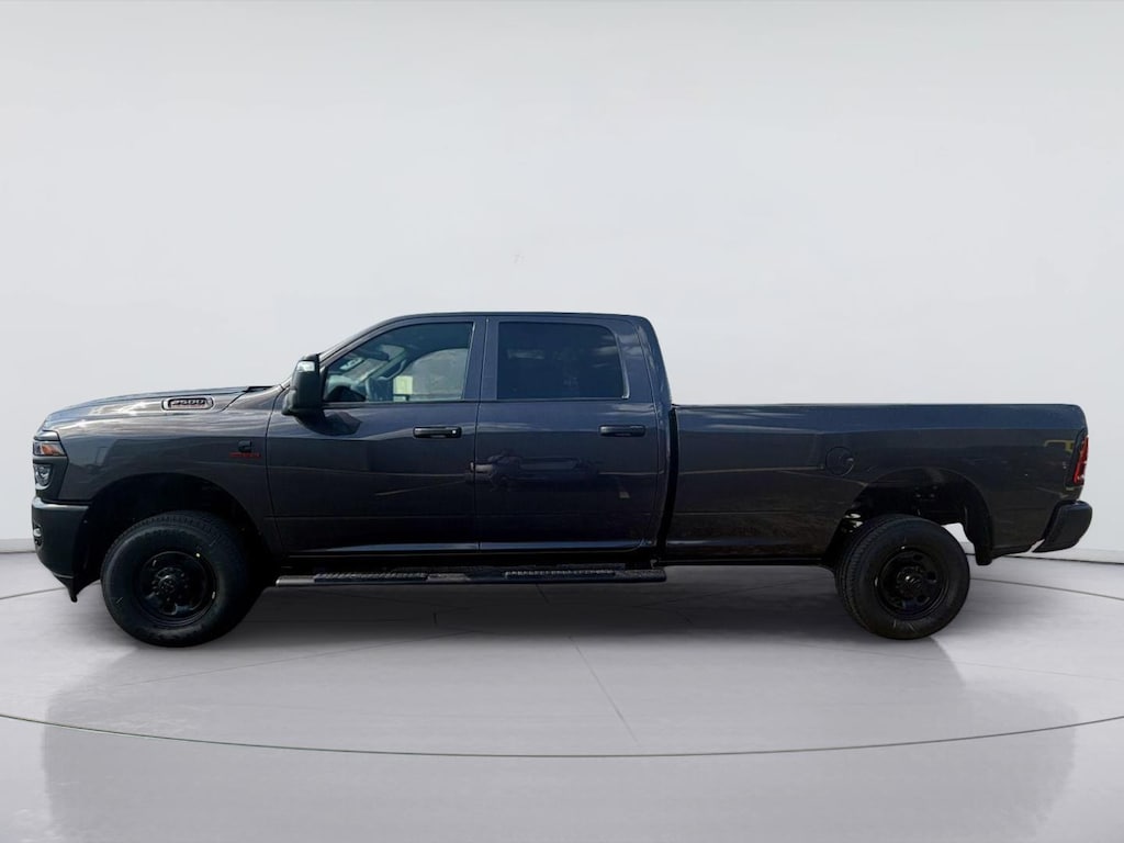 New 2027 Ram 2500 TRADESMAN CREW CAB 4X4 8' BOX Pickup