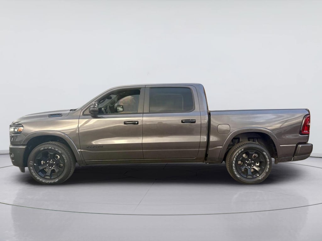 New 2026 Ram 1500 LONE STAR CREW CAB 4X2 5'7 BOX Pickup