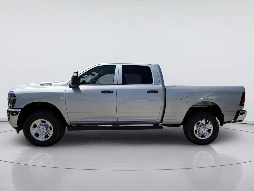 New 2026 Ram 2500 TRADESMAN CREW CAB 4X4 6'4 BOX Pickup
