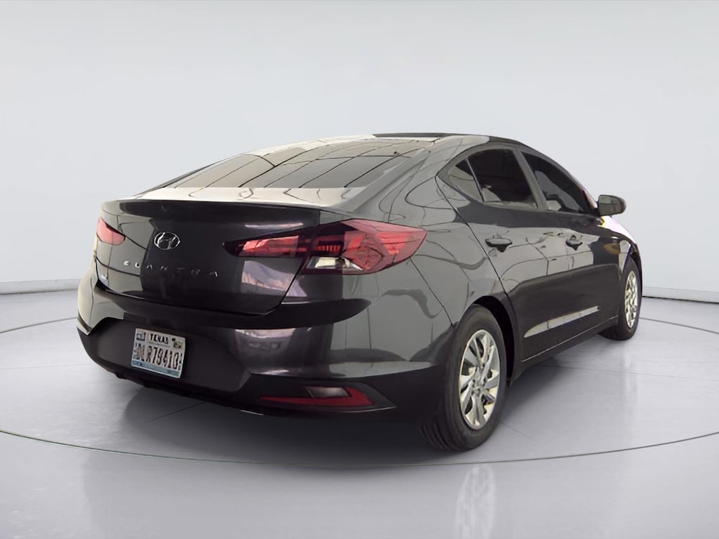 Used 2020 Hyundai Elantra SE Sedan
