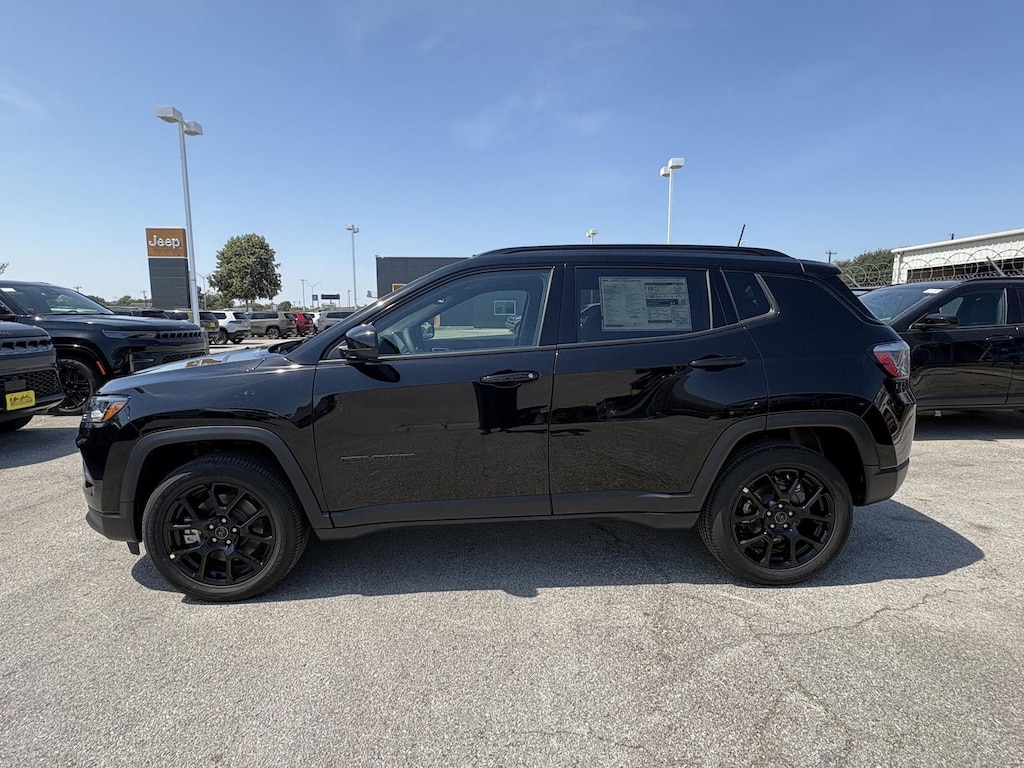 New 2026 Jeep Compass LATITUDE ALTITUDE 4X4 Sport Utility