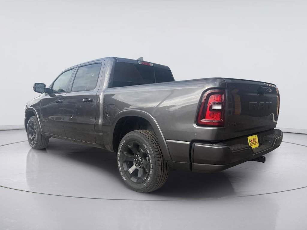 New 2026 Ram 1500 LONE STAR CREW CAB 4X2 5'7 BOX Pickup