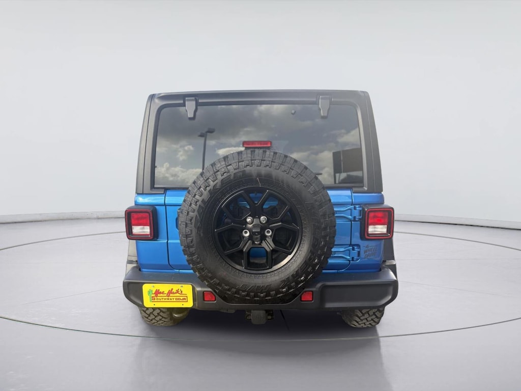 New 2026 Jeep Wrangler 4-DOOR WILLYS Sport Utility