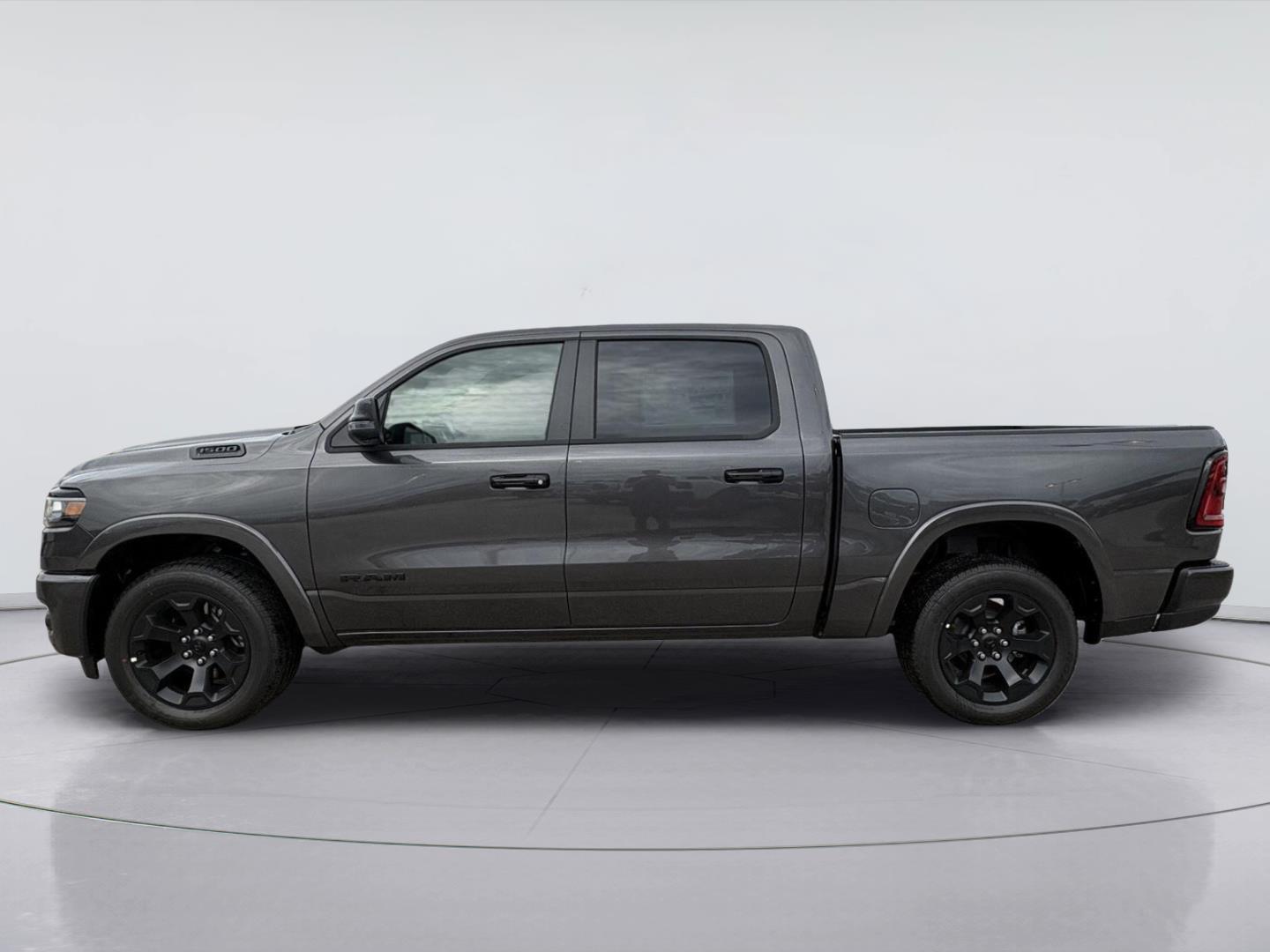 New 2027 Ram 1500 LONE STAR CREW CAB 4X2 5'7 BOX Pickup
