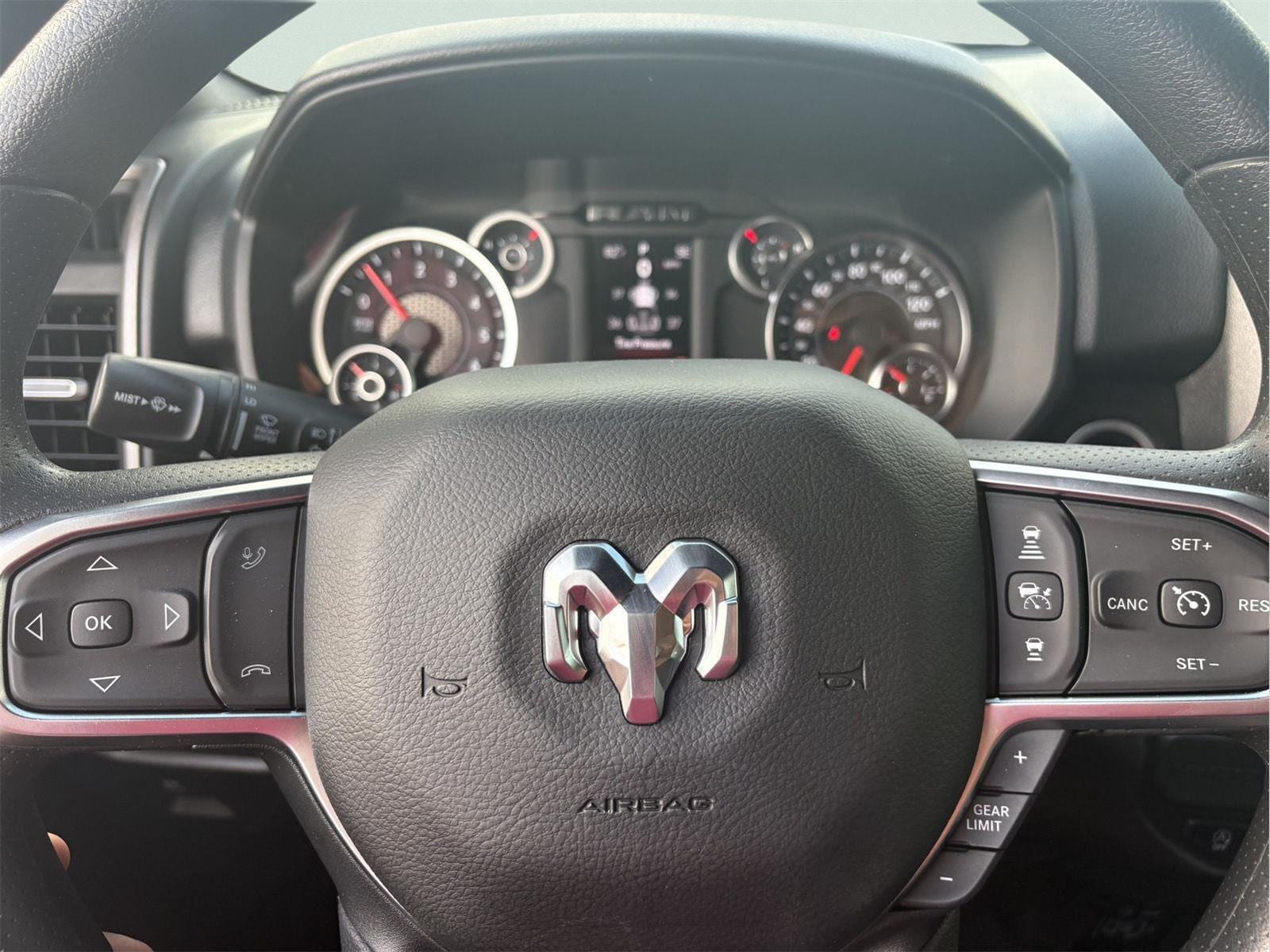 2026 RAM 1500 Express - Photo 12