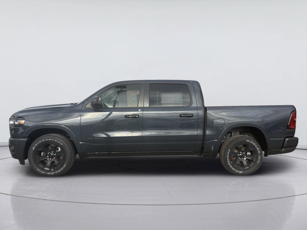 New 2026 Ram 1500 LONE STAR CREW CAB 4X2 5'7 BOX Pickup
