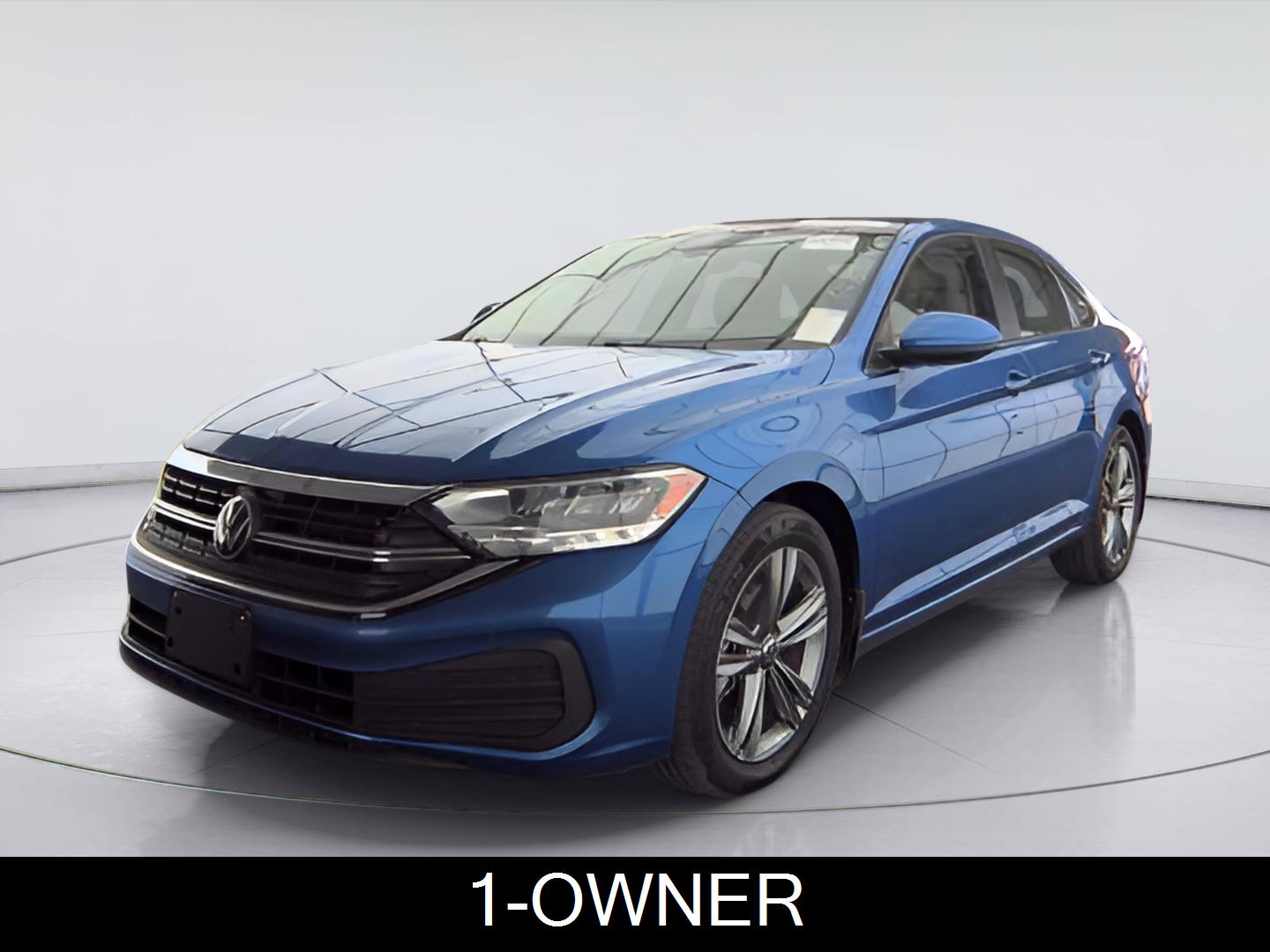 Used 2024 Volkswagen Jetta SE Sedan