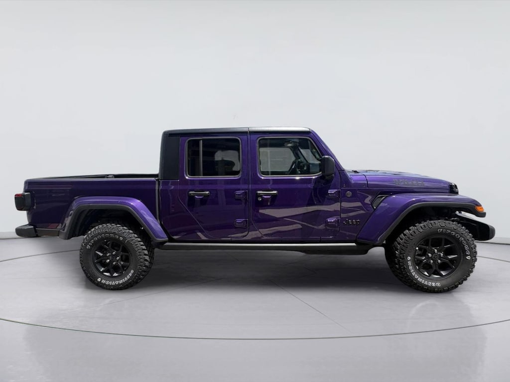 New 2026 Jeep Gladiator WILLYS 4X4 Pickup