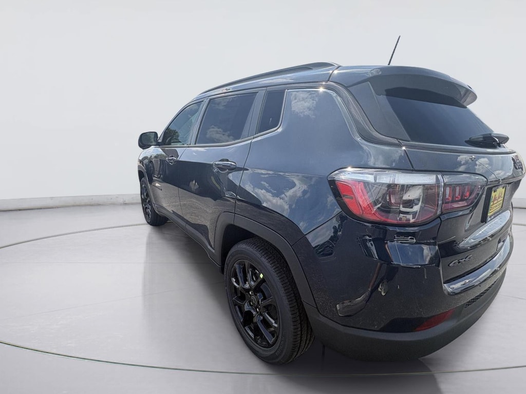 New 2026 Jeep Compass LATITUDE ALTITUDE 4X4 Sport Utility