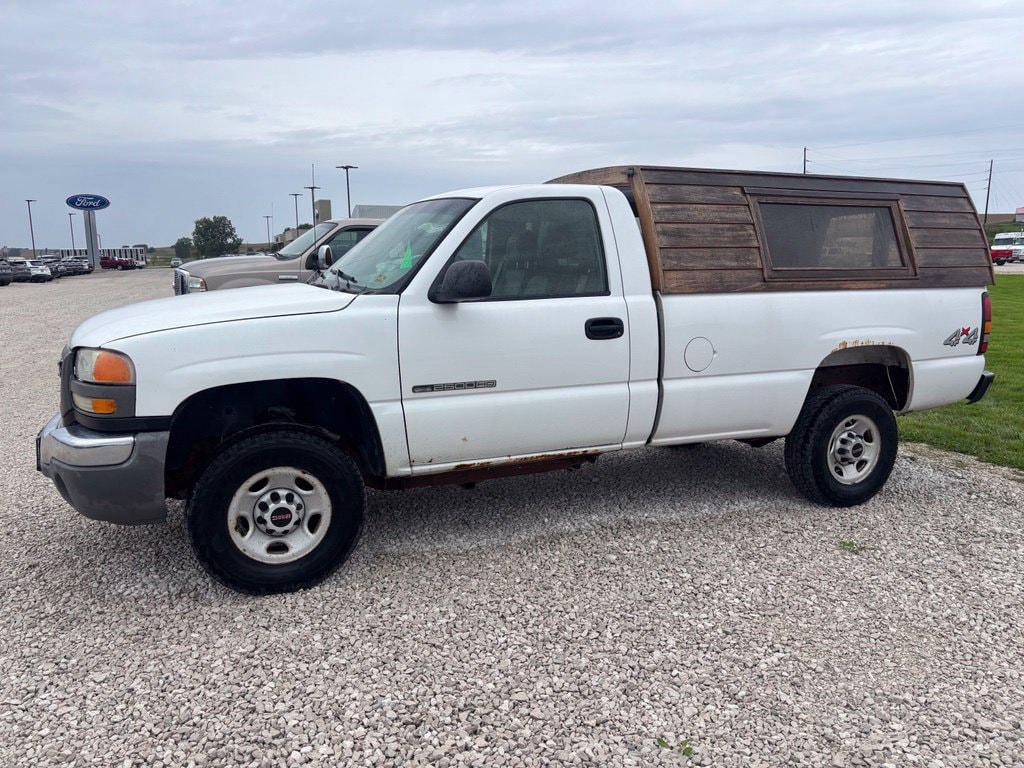 2005 GMC Sierra 2500HD Work Truck