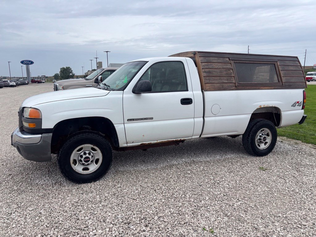 Used 2005 GMC Sierra 2500HD Work Truck Truck