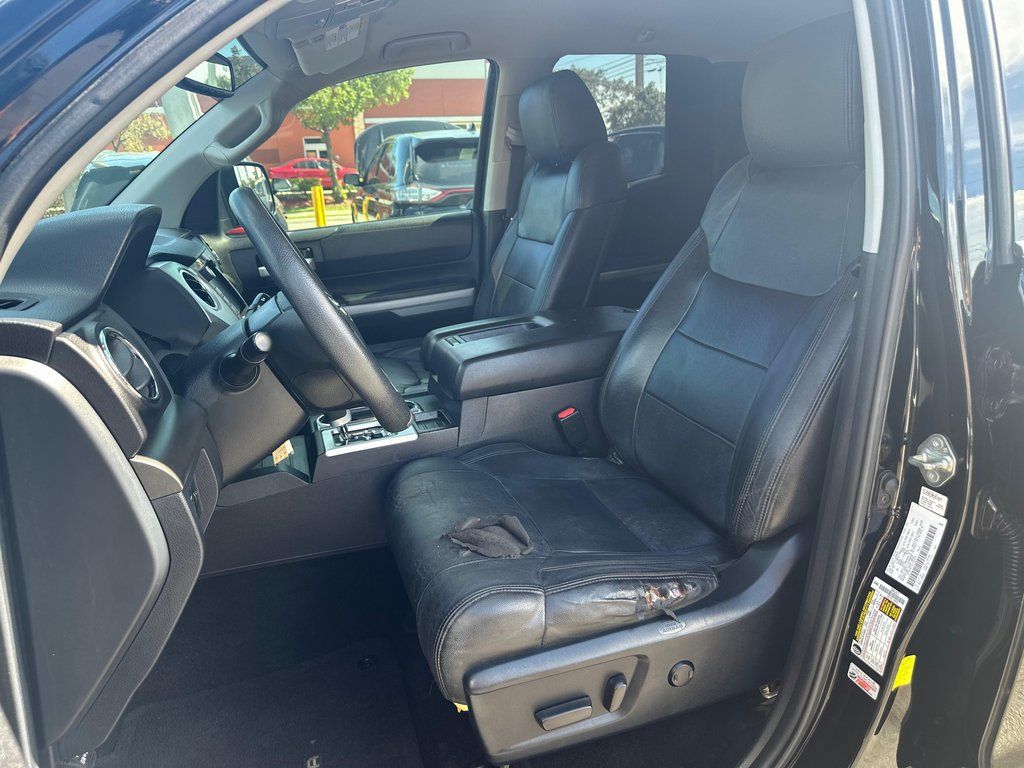 2020 Toyota Tundra SR5 - Photo 32