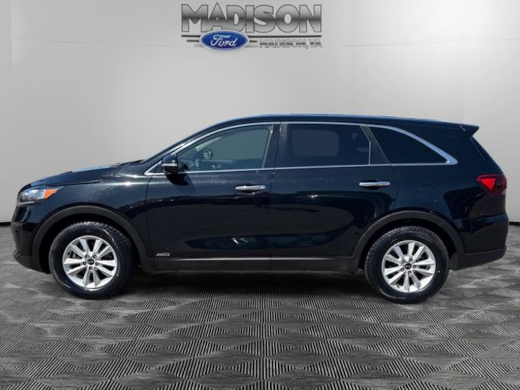 Used 2020 Kia Sorento LX SUV