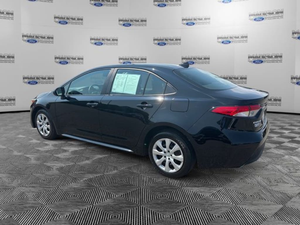 Used 2023 Toyota Corolla LE Sedan