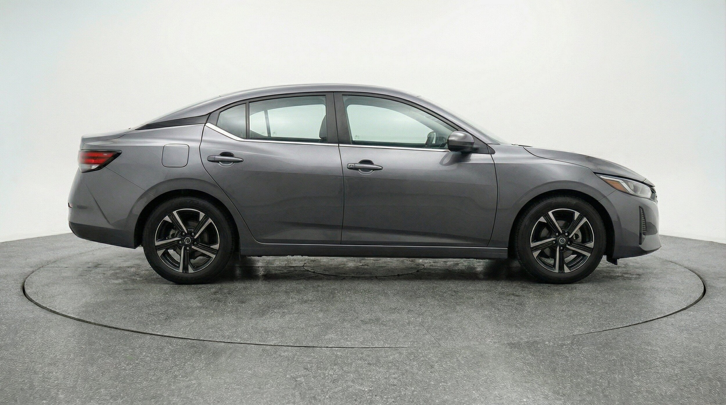 Thumbnail: 2025 Nissan Sentra - 11
