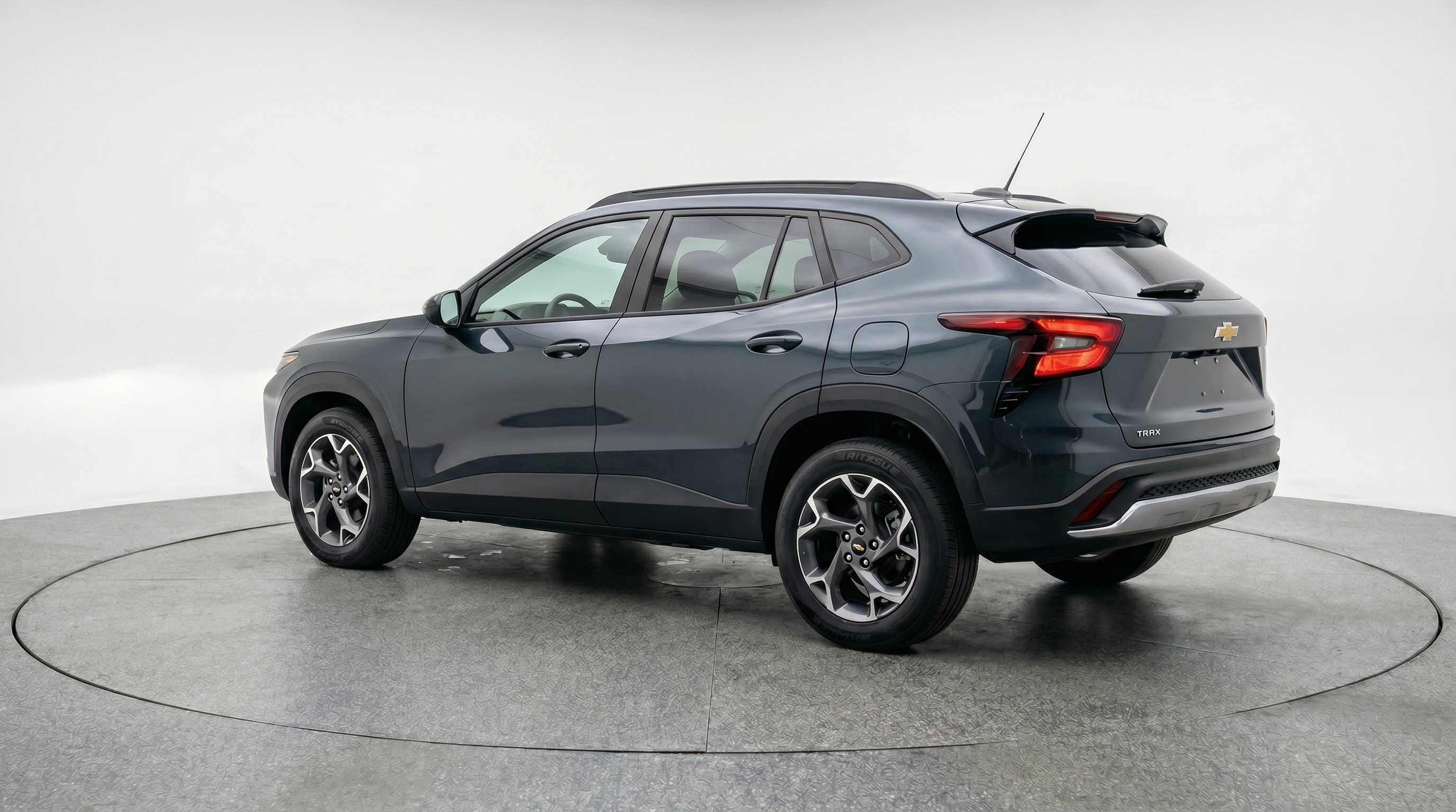 Thumbnail: 2025 Chevrolet Trax - 6