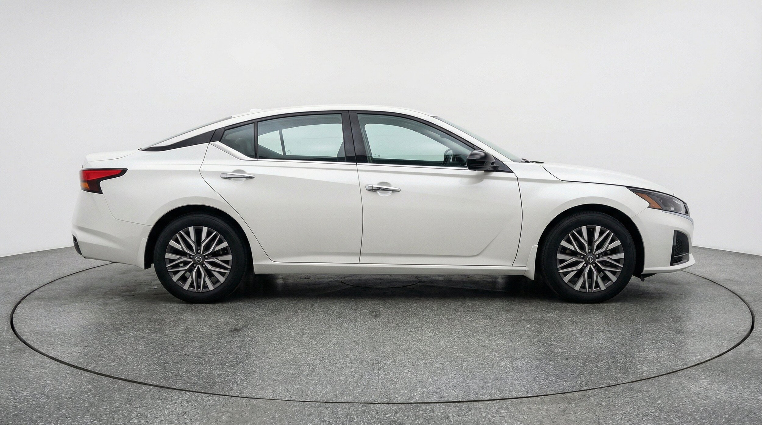 Thumbnail: 2025 Nissan Altima - 11