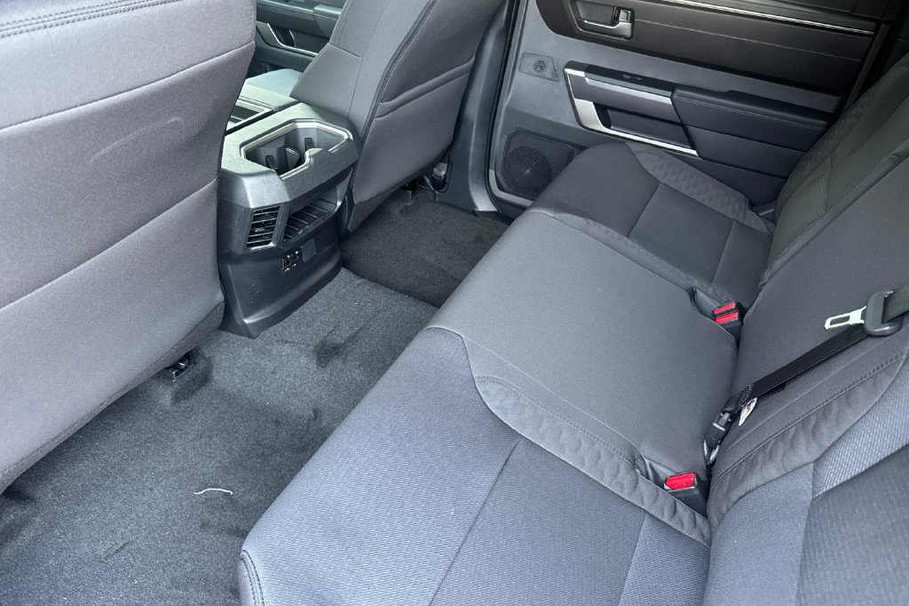 2026 Toyota Tundra SR5 - Photo 9
