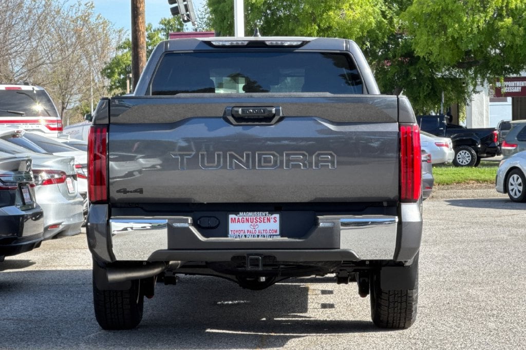 2026 Toyota Tundra SR5 - Photo 6