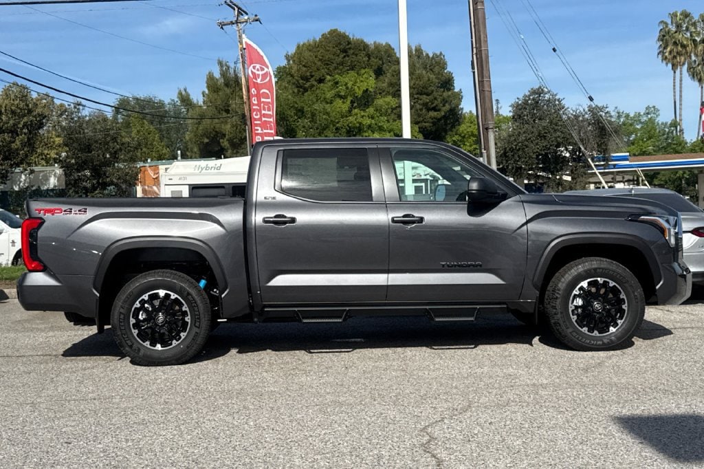 2026 Toyota Tundra SR5 - Photo 4
