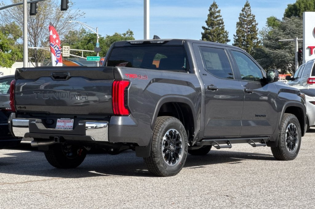 2026 Toyota Tundra SR5 - Photo 5