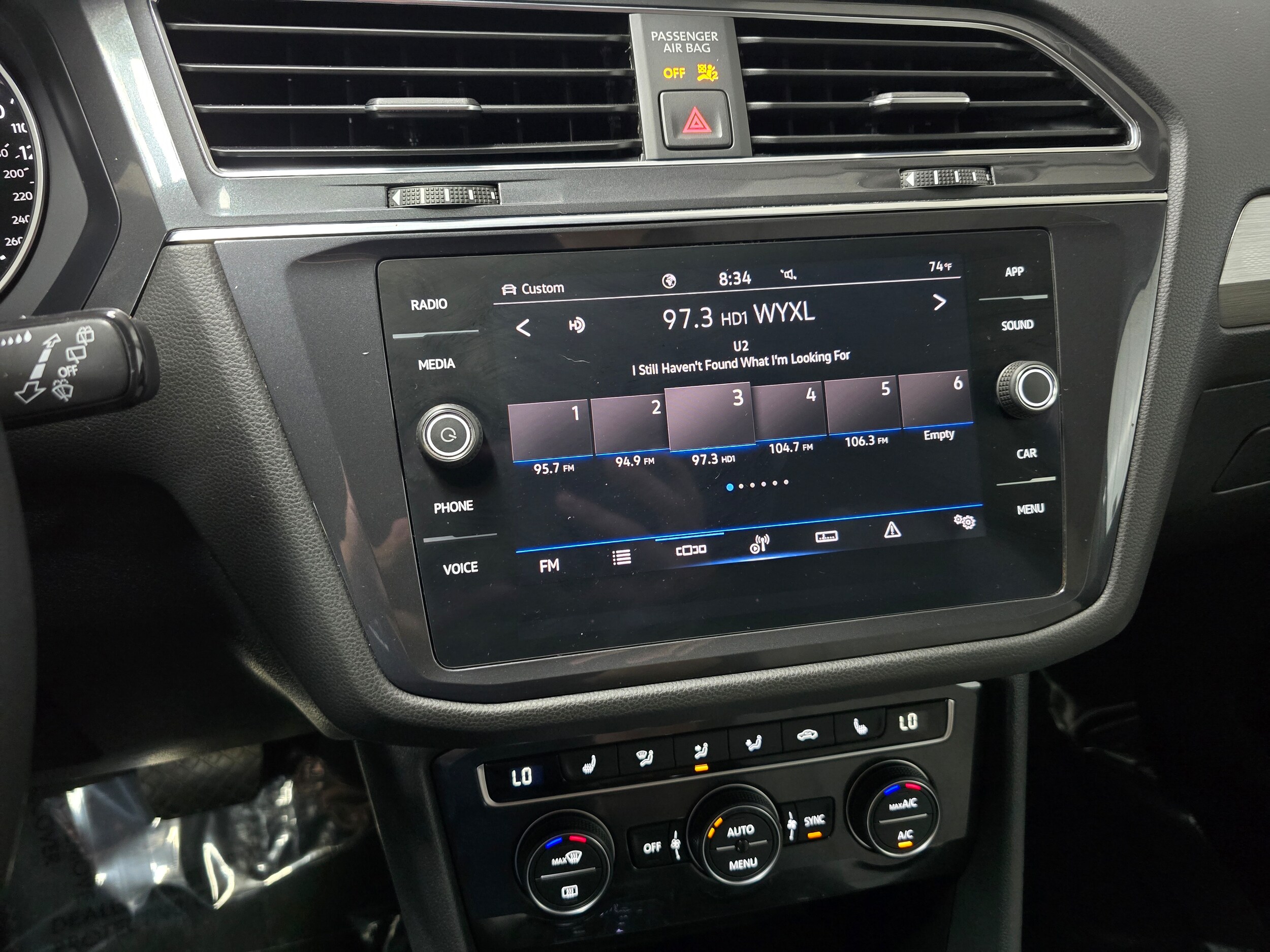 2021 Volkswagen Tiguan SE - Photo 31