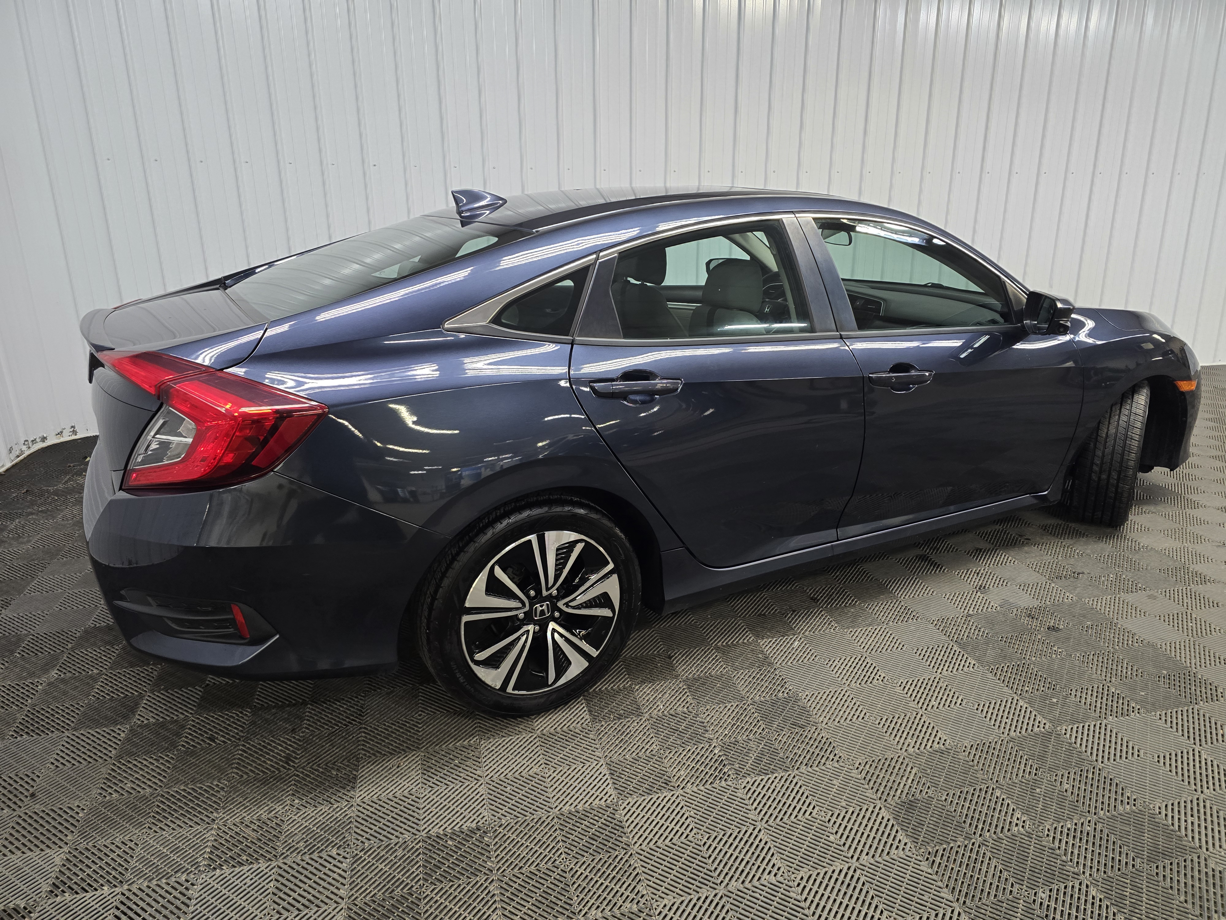 Used 2016 Honda Civic EX-T Sedan