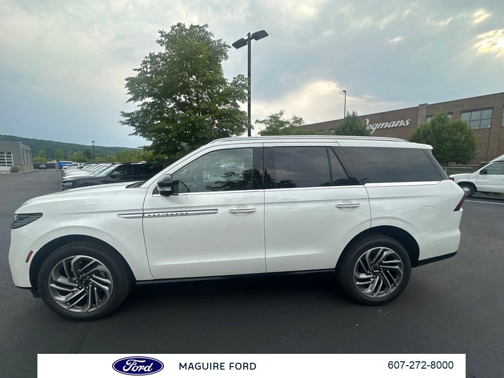 2027 Lincoln Navigator Reserve - Photo 7