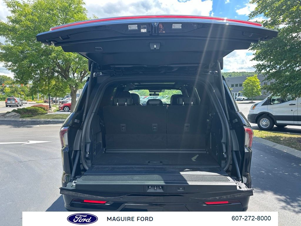 2027 Lincoln Navigator Reserve - Photo 11